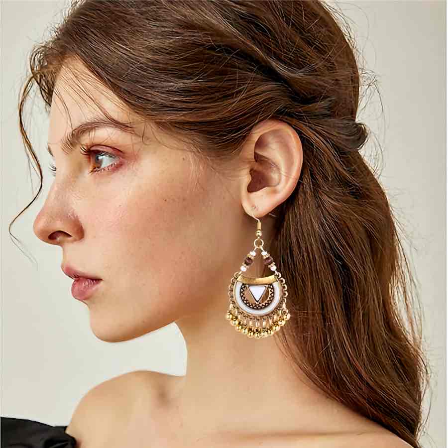 Imitation - Ethnic Geometric Earrings - White and Gold