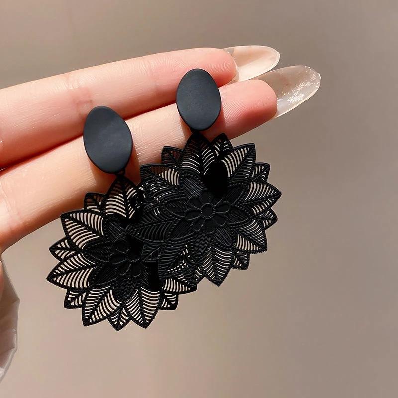 Elegant Black Earrings-Statement Earrings-Geometric Flower Earrings