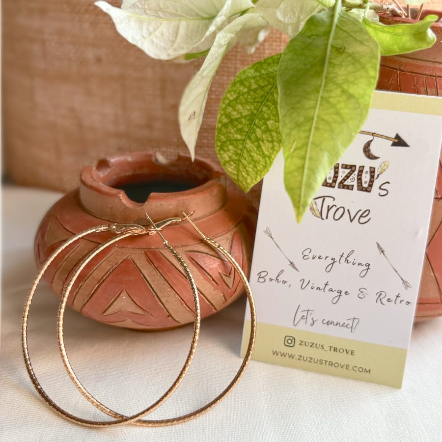 Front view of an earrings - Classic Gold hoop earring - Zuzus Trove