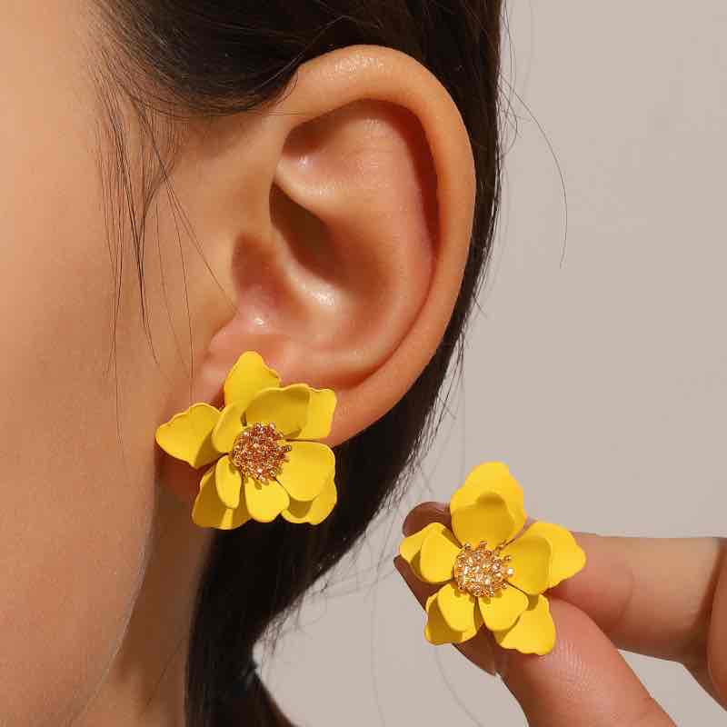 Front view of an earrings - Simple Flower Studs - Zuzus Trove